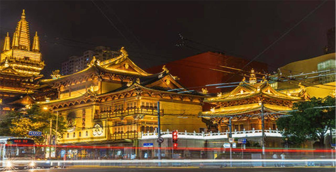 上海静安寺最接地气的商场,消费不高,游客:静安寺也就逛得起这里_静安