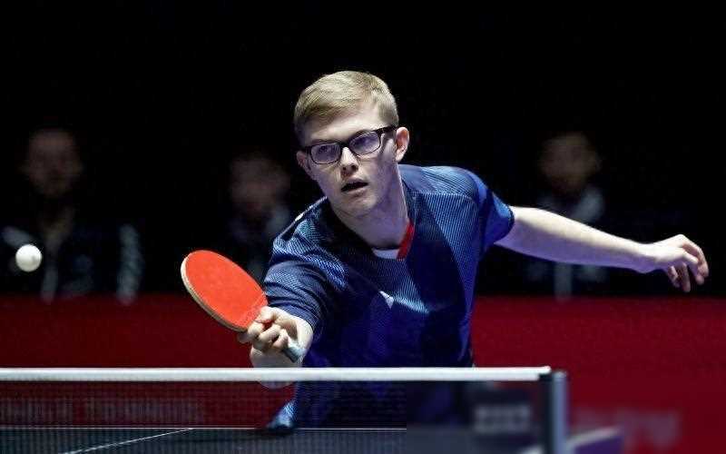 仁川冠军赛:巴西名将逆转晋级,大勒布伦遭淘汰,男单赛况揭晓_艾利克斯