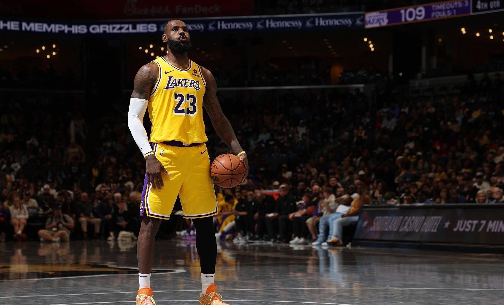 原创恭喜湖人第7位打完65场球员诞生289巨星有机会拿18亿顶薪