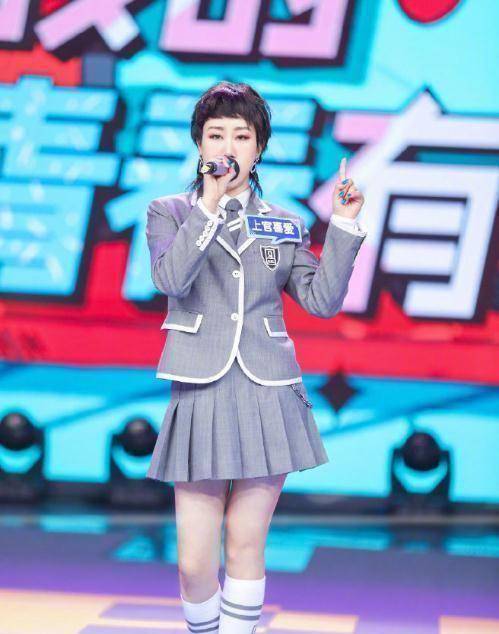 原创青2上官喜爱不是原名匠星艺人名字靠算名字还世袭制