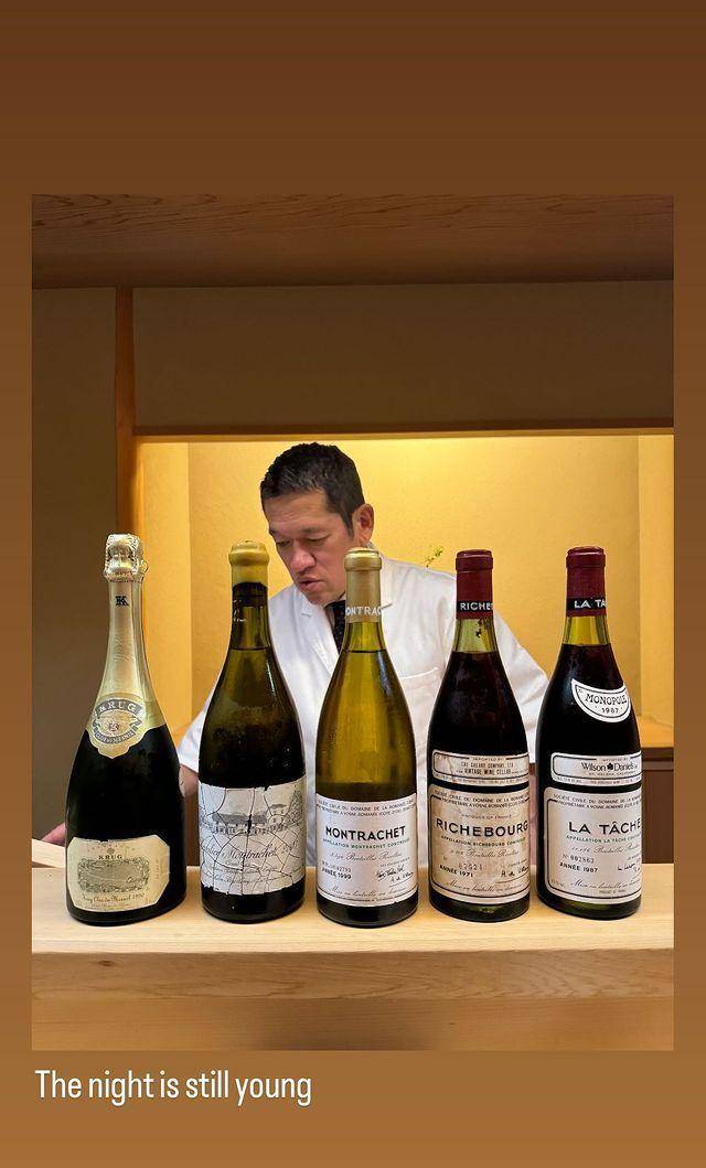 刘嘉玲带78岁母亲日本赏樱花母女神同步带弟弟奢享鱼子酱美酒