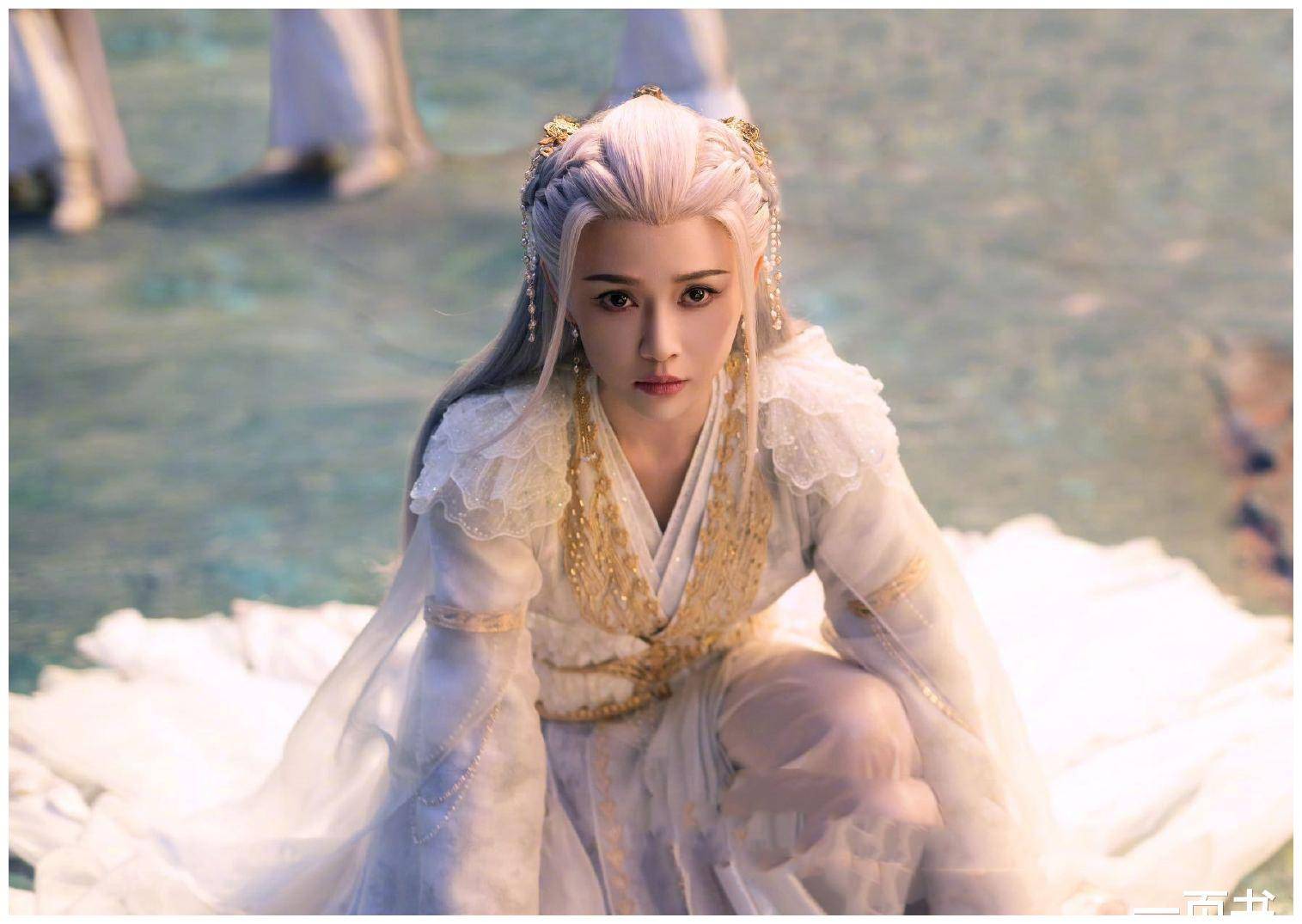 伍赓坑心月葵,战白莲圣王,白菜身份曝光,竟是白龙转世_神力_灵气_大神