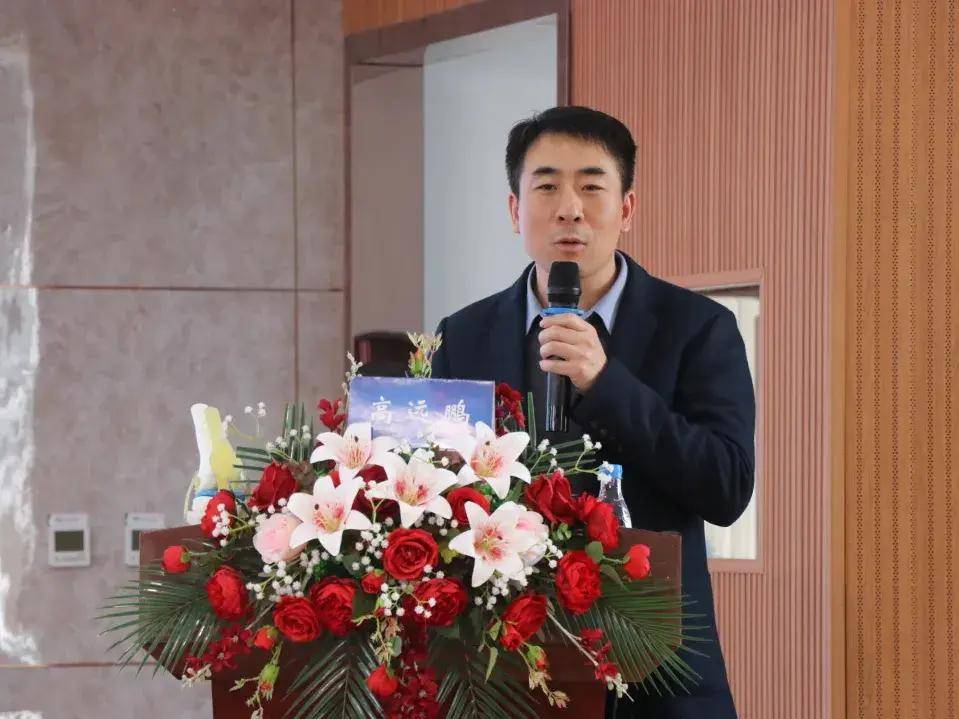 【现场直击】山大二院骨科博士大咖齐聚河津义诊授课_进行_膝关节