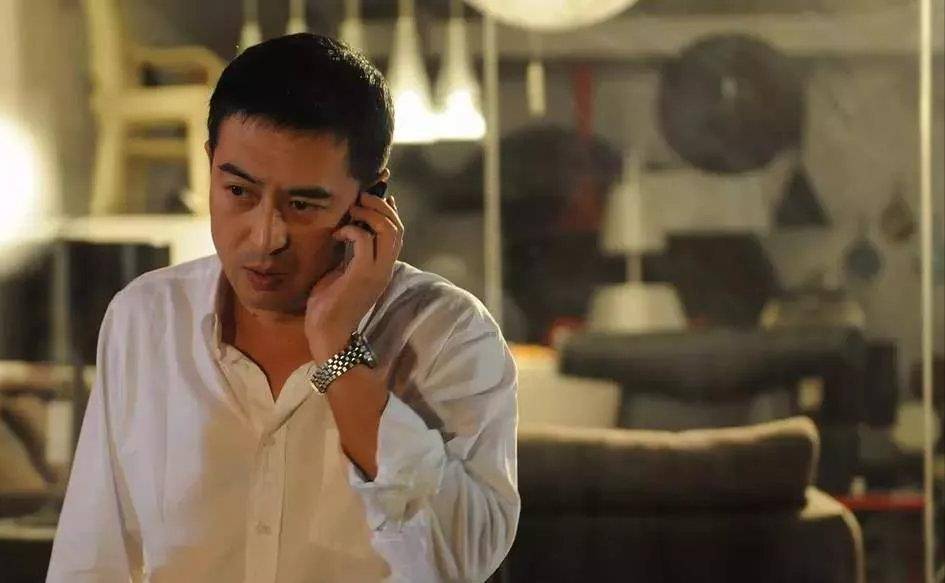 原创大叔张嘉译一婚娶千金小姐被说吃软饭二婚娶知名演员被当成宝