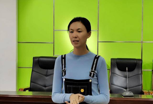 原创中国首位盲人模特王蕾蕾即使失去光亮也要活出光芒万丈