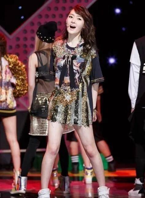 李雅_t-ara_刘花英