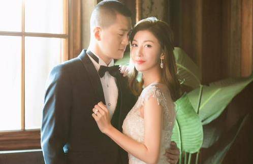 原创嫁入豪门一年七个月闪婚闪离的背后李彩烨经历了什么