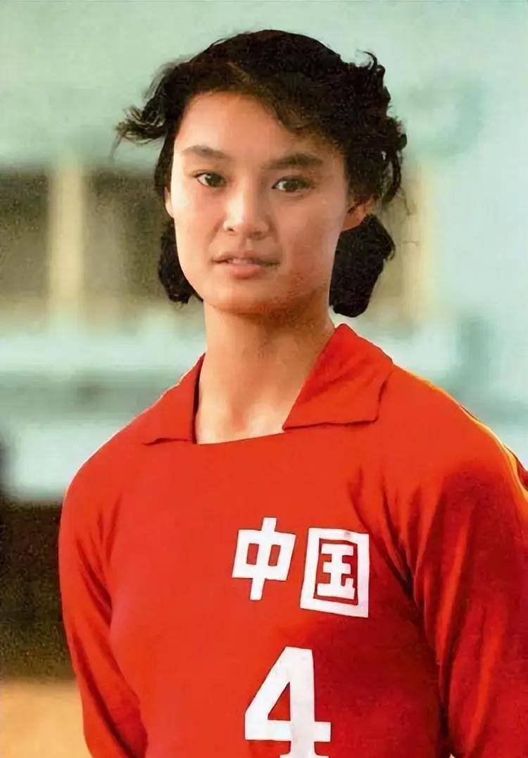 原创奥运冠军周晓兰丈夫是排球名将后辞官去美国定居