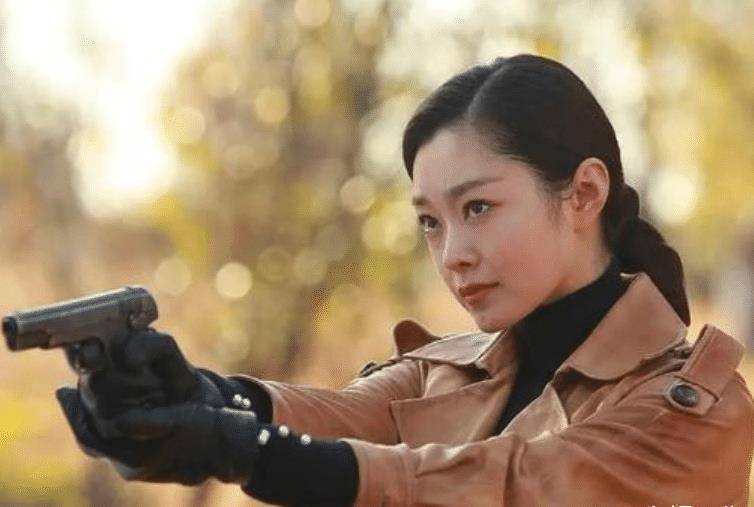 原创伪装者后宋轶终于再演谍战剧男主原来是锦衣之下的他