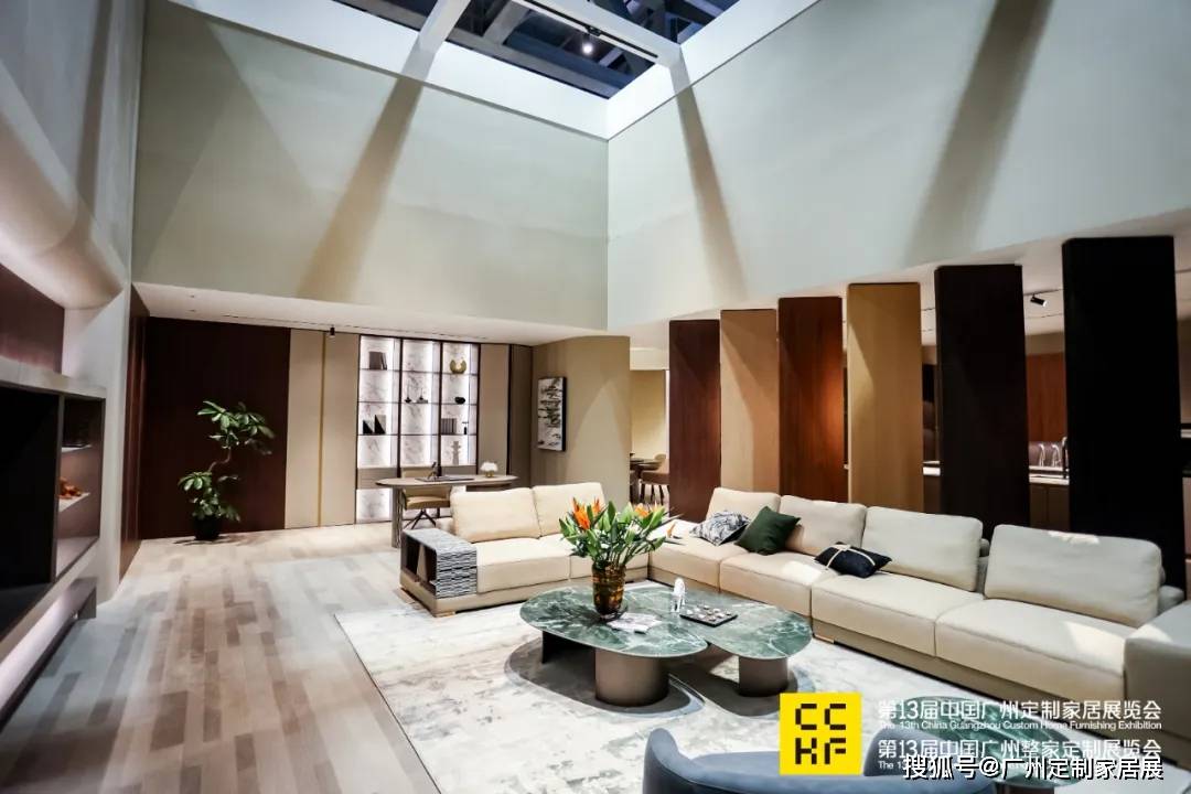 定制存年共谋新机2024广州定制家居展盛大开幕首日人气再创新高