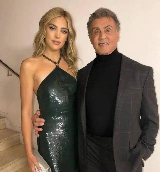 史泰龙三女儿人间尤物身材一个比一个美网友缺女婿吗