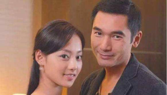 这一年他与吴镇宇,胡慧中联合主演黑帮电影《胜者为王》,崭露头角,但