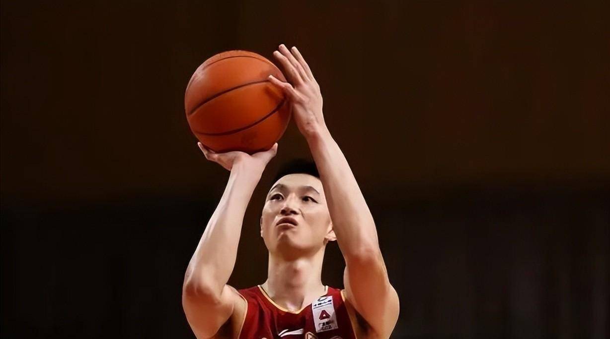 原创cba三消息广州插足辽宁交易阿的江脚伤缺阵朱旭航离队隐情