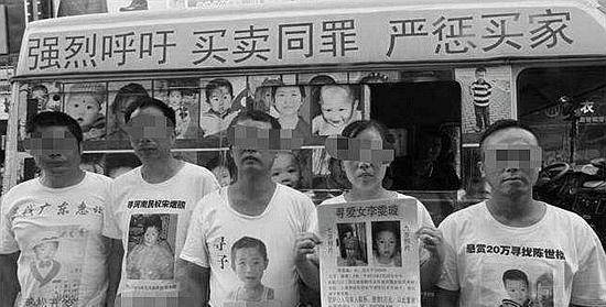 1993年荣昌县公安局成立专门的抓捕小组,何勇成为小组成员之一,按照