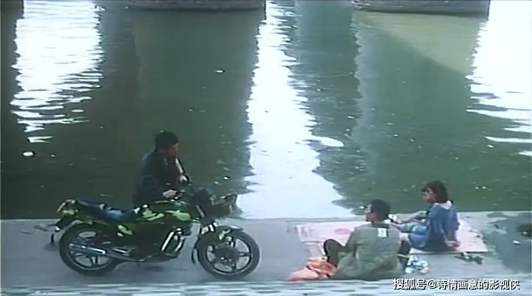 原创韩国人性题材电影鳄鱼藏尸日记逆流人生中的残酷温情与人性救赎