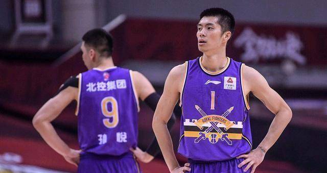 原创cba30名球员下岗五国手意外上榜新疆高塔失业富邦或疯狂补强