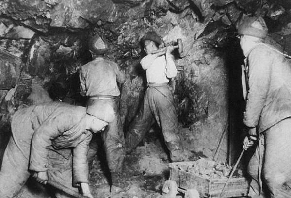 原创43天鏖战37平方公里炮火密度超二战峰值不屈的中国脊梁