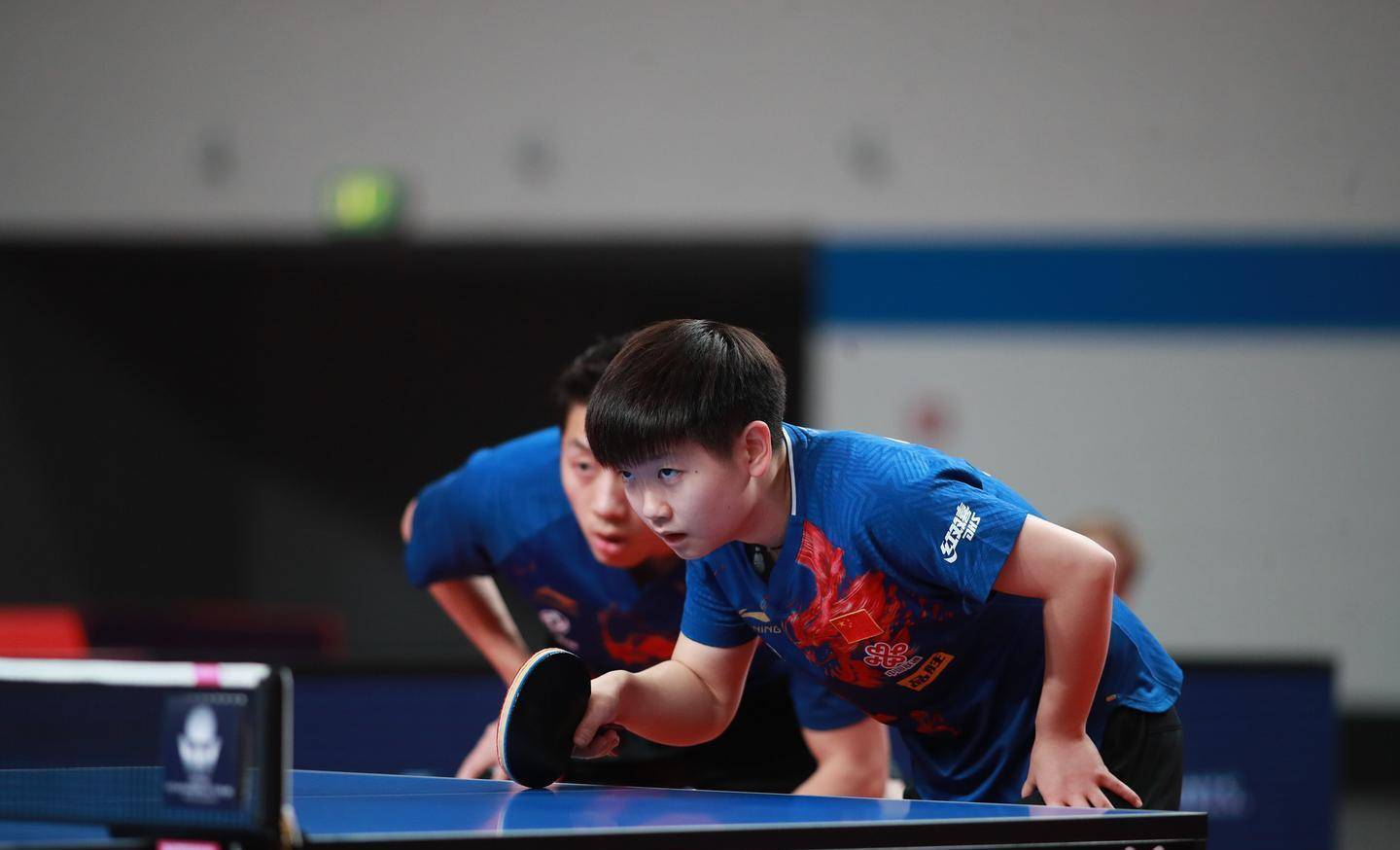 原创莎莎和许昕的叔侄大战对轰21拍惊艳全场现场无数观众都看嗨了