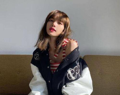 原创lisa人间芭比celine的亲闺女你怎么看呢