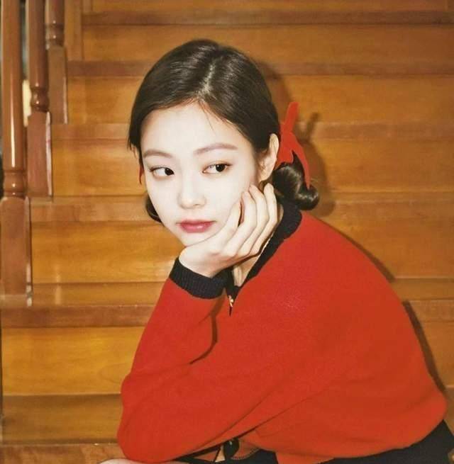 jennie的妆普通女孩化完什么样