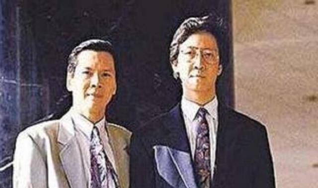 原创他是90年代的北京混混曾当众打向华强并扬言见你一次打你一次