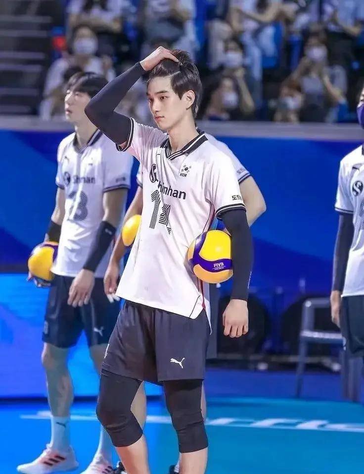 国外排球运动员:林盛进阳光帅气迷人十足,有着小金秀贤之称!