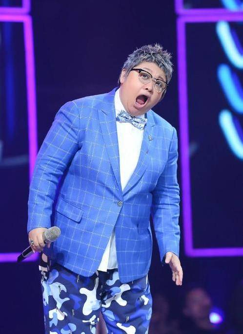 原创韩红为何多年未孕不生孩子自曝曾跟郝蕾要孩子却遭遇被拒