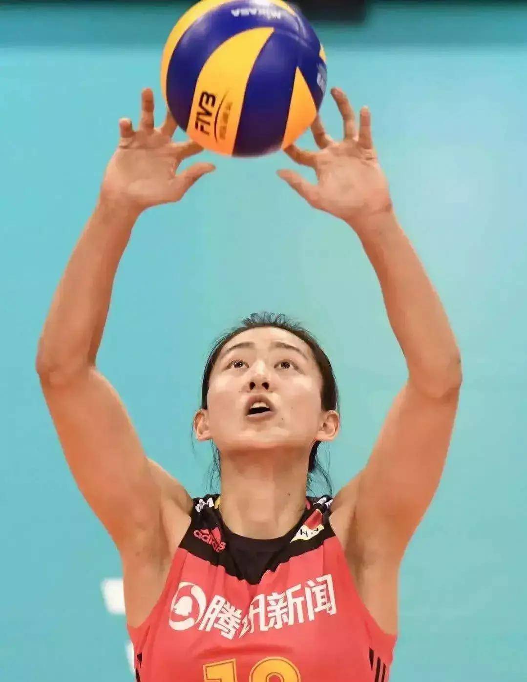 吃惊金软景不是年龄最大42岁郑大永退役金海兰韩松伊成v联赛二老