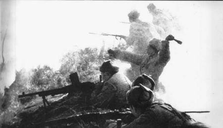 汉江南岸阻击战50军三万官兵挡住五万美军阵亡两万云南子弟兵