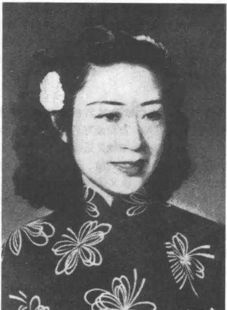 她是末代皇帝的弟媳和民国四公子之二都有牵扯离婚后行踪成谜_唐石霞