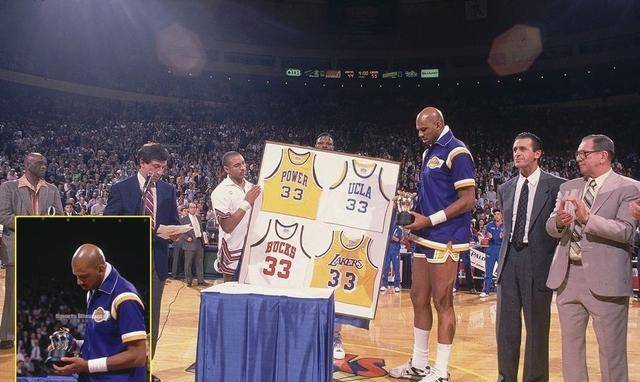 nba最年轻全明星是科比19岁零168天最年老的全明星是谁