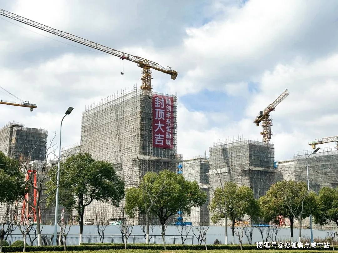 捡漏唐镇融创未来金融城2号线创新中路站融创未来金融城在售叠墅和