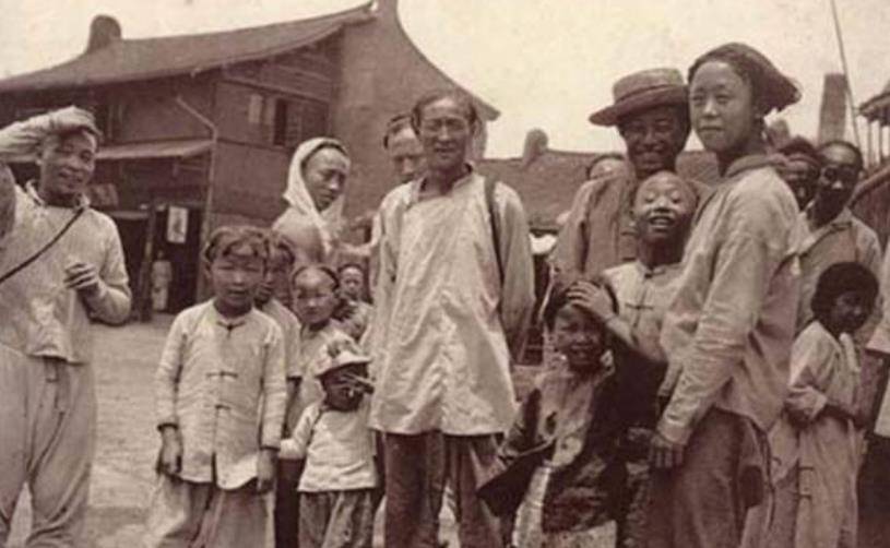 乾隆时期南洋华侨遭屠杀一位幸存者逃回国乾隆却下令将其抓捕