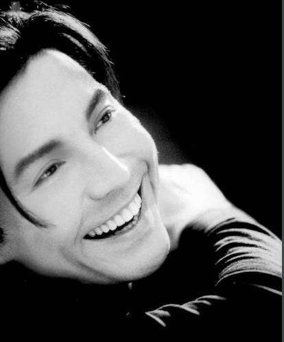 原创可怜的尊龙:令林青霞王祖贤都着迷的男人,却被挚爱拒绝孤独一生