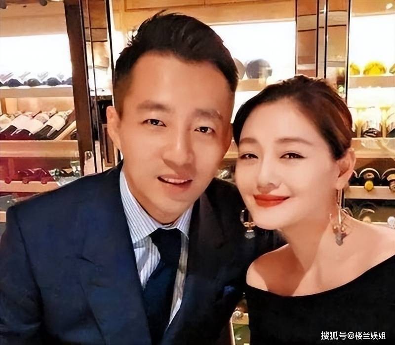 斗得鸡飞狗跳,具俊晔却淡定晒新鞋,网友评论一针见血_老婆_前夫_老公