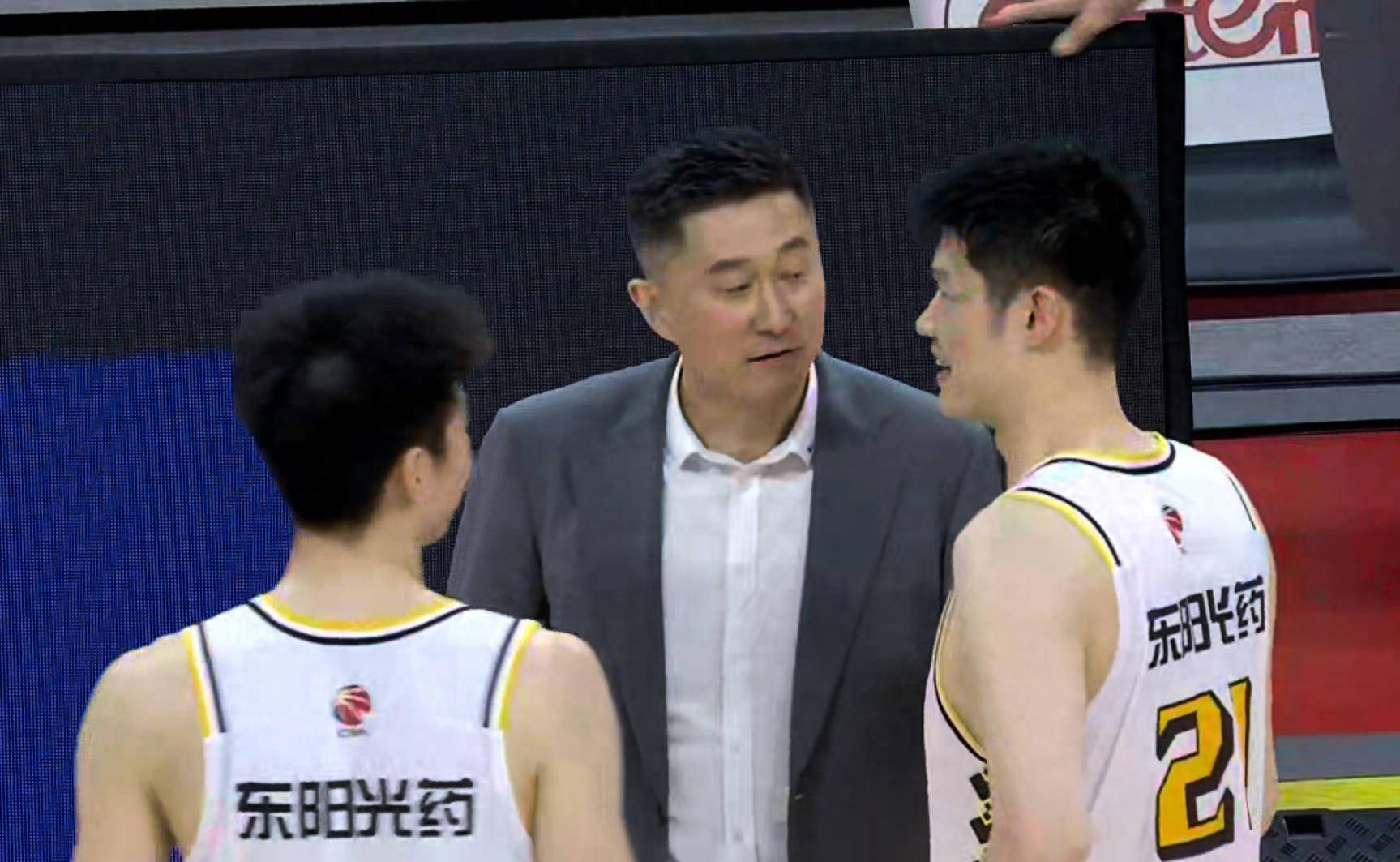 原创太适合广东队cba强力内线接触杜锋朱芳雨为他放弃周琦