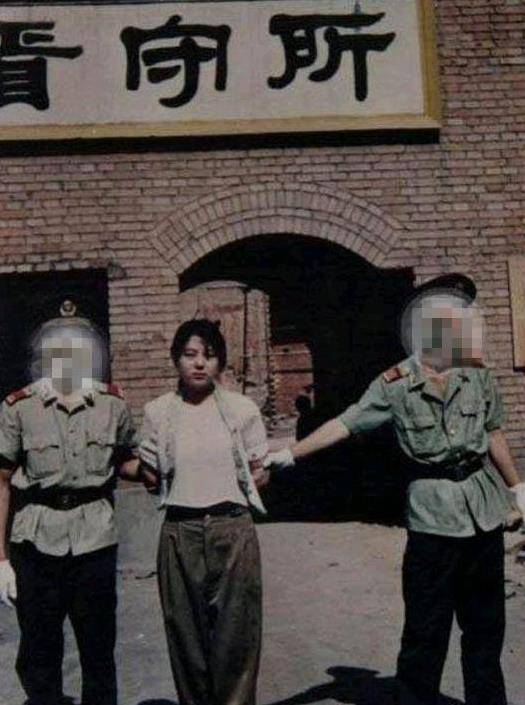 原创最美死刑犯任雪死前主动张开嘴众人不解行刑武警却懂了