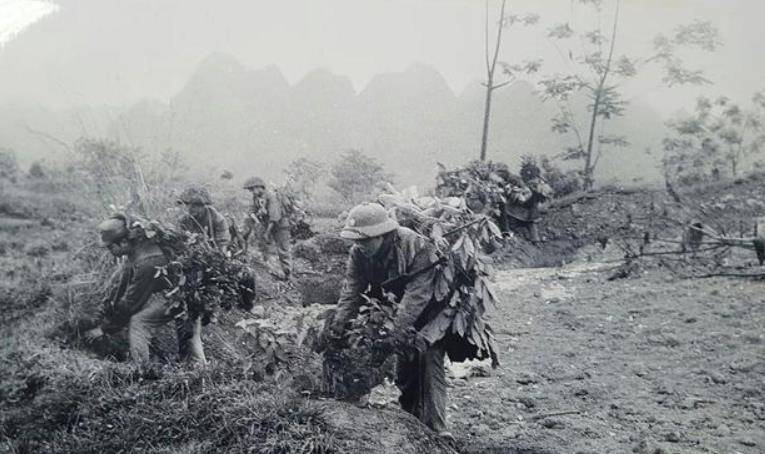 对越自卫反击战发生在1979年2月17日至3月16日,是中国在越南战争失利