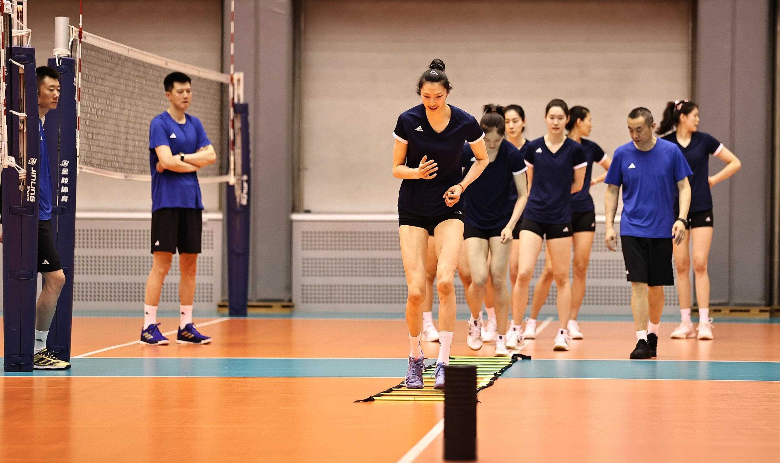 新老球员融合备战,中国女排珍惜当下