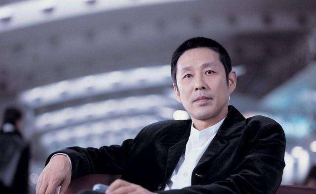 陈道明的儿子叫做陈格,陈格选择了默默努力35年,这表明陈道明对孩子的