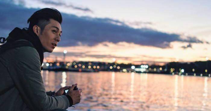 邓佩仪最初作为中华小姐冠军进入tvb,经过几年的培养,现在备受关注