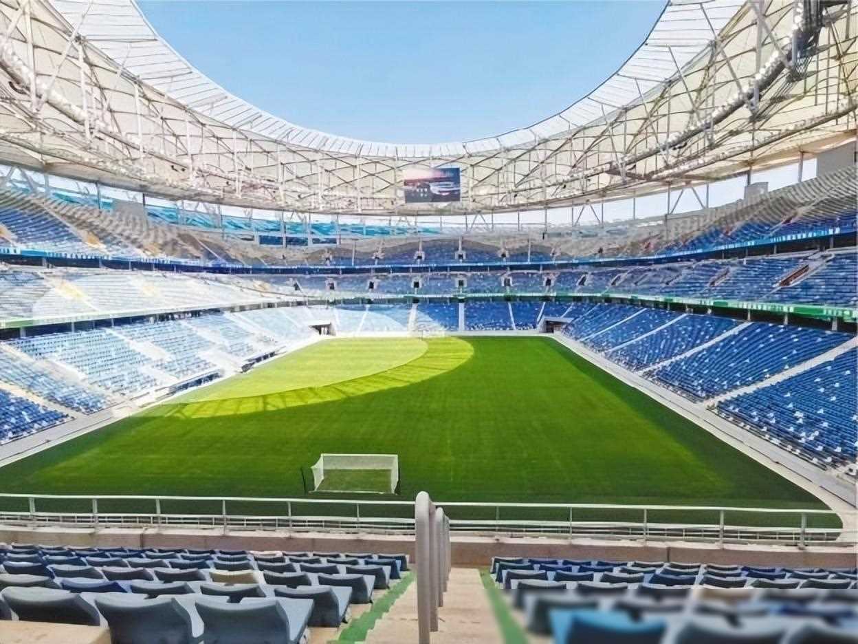 中国最佳足球场地揭秘:大连足球城