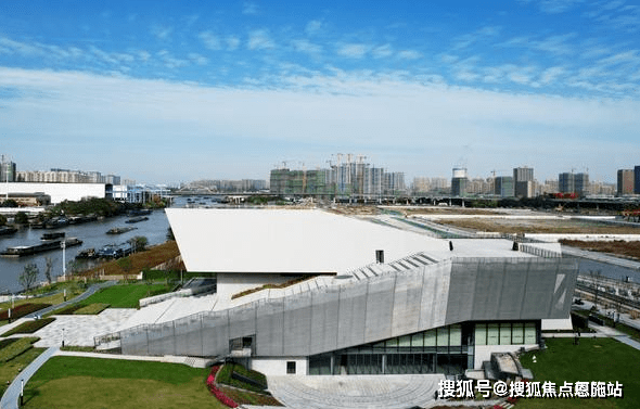 2千米)崇贤中学 (69♀约800米)崇贤第一幼儿园陆家桥分园(69♀约