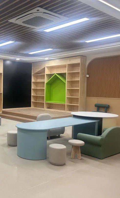 幼儿园实景图星尚禧樾项目已于2023年8月28日正式交付.