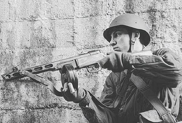 谁笑到最后_雅克_汉斯_狙击手