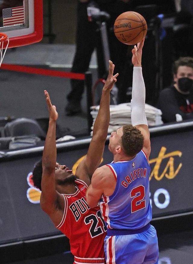 原创爆冷欧文空砍2415篮网7人上双拉文三巨头爆发砍661718