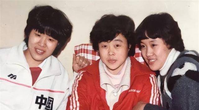 原创张蓉芳与胡进一对悲壮传奇的排球夫妻大半生分居的泪与痛