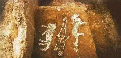 原创中国历史上存在过真龙吗河南出土6400年前古墓可解这一谜团