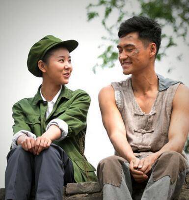 孙少平哥哥孙少安的初恋田润叶住在叔叔田福军家,她叫少平去家里吃饭