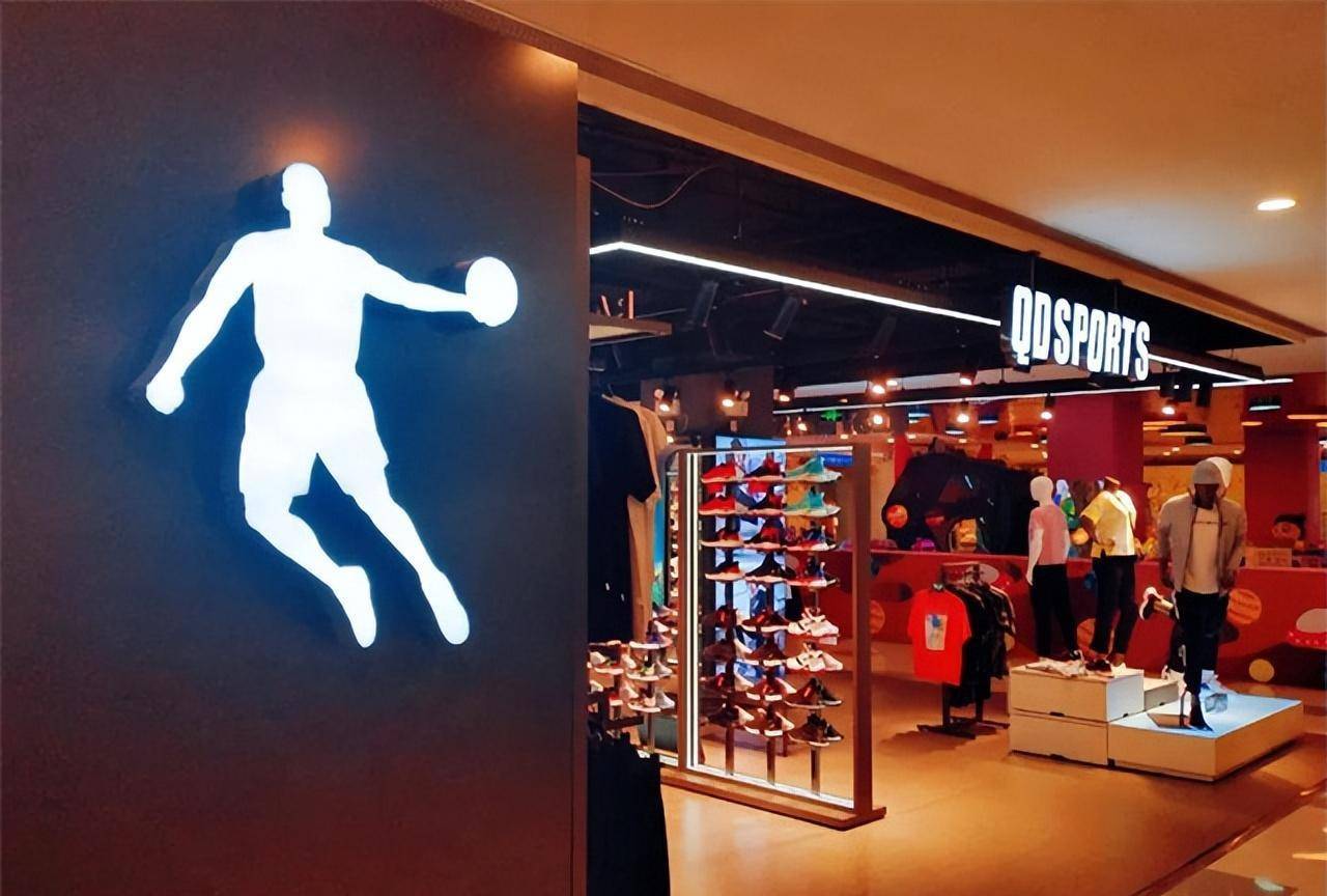 原创美国乔丹控告中国乔丹八年内连输两次中国律师一句话打懵全场